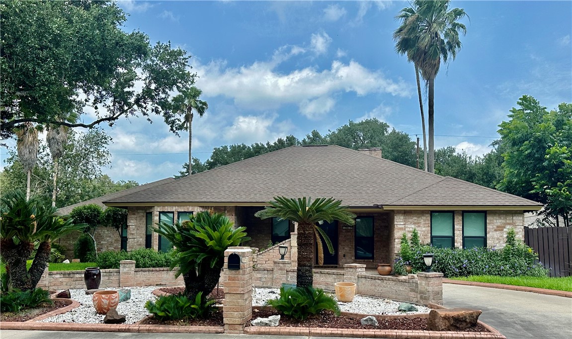 Encino Ave, Alice, TX 78332