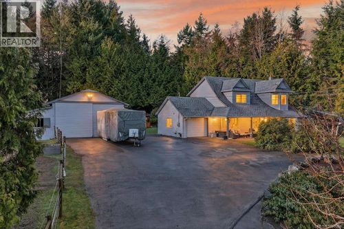 1136 Corcan Rd, Qualicum Beach, BC, V9K2R6 | Card Image