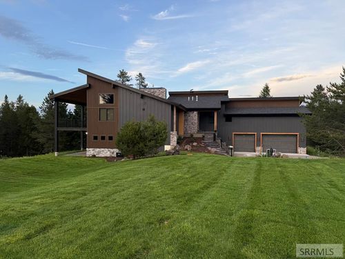 3614 Redtail St, Saint Anthony, ID, 83445 | Card Image