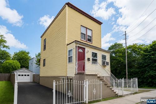 539 Joyce St, Orange, NJ, 07050-1412 | Card Image