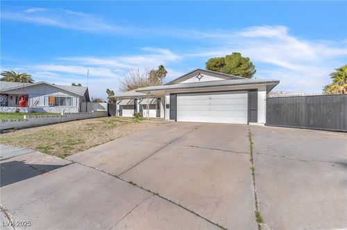 4518 El Canela Way, Las Vegas, NV, 89121-6531 | Card Image