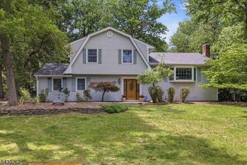 507 Terhune Ter, Wyckoff, NJ, 07481-2106 | Card Image