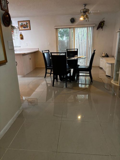 203-7442 Ashmont Cir, Tamarac, FL, 33321-7871 | Card Image