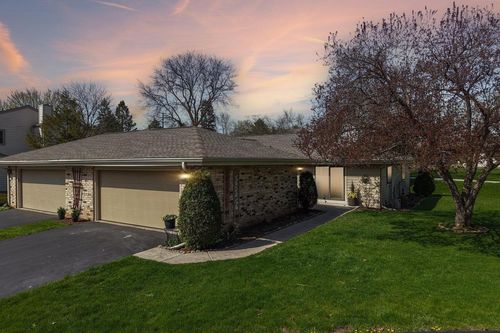 11013 N Elder Tree Court, Mequon, WI, 53092 | Card Image