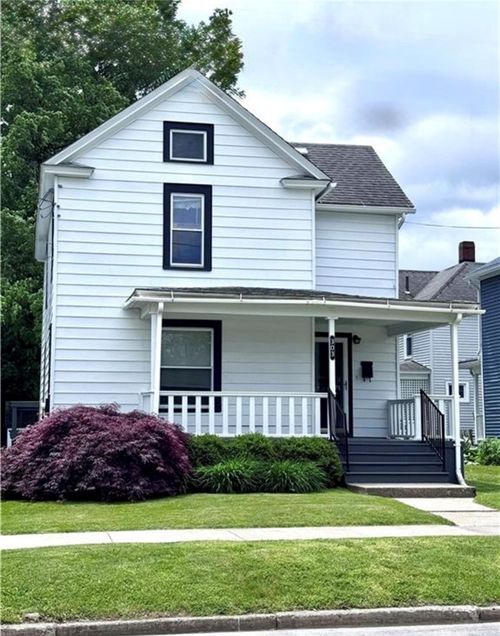 303 7th St, Watkins Glen, NY, 14891-1354 | Card Image