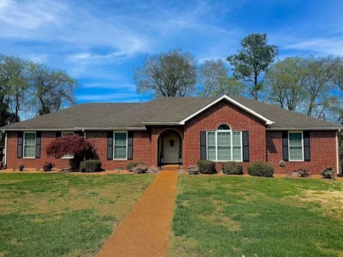 227 Megan Cir, Shelbyville, TN, 37160-2261 | Card Image