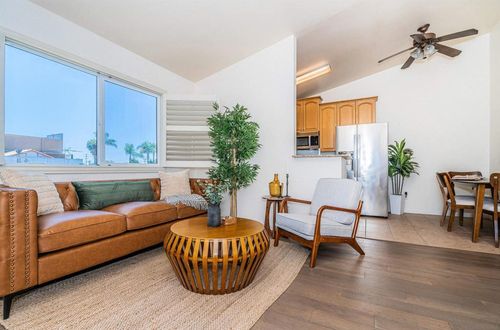 apt-5-4353 Felton St, San Diego, CA, 92104-1495 | Card Image