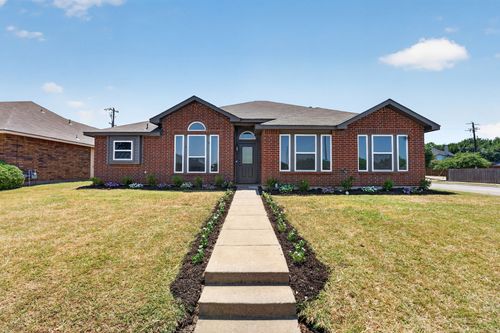 5800 Baker Dr, The Colony, TX, 75056-4410 | Card Image
