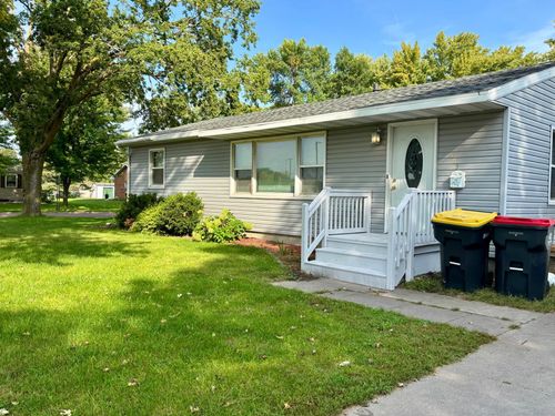 305 Cook St, Redwood Falls, MN, 56283 | Card Image