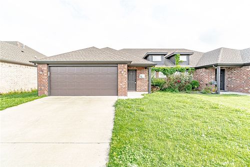 926 Kensington Dr, Centerton, AR, 72719-9781 | Card Image