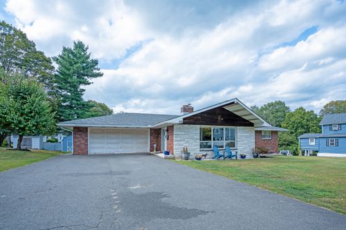 101 Cutler St, Watertown, CT, 06795-2203 | Card Image