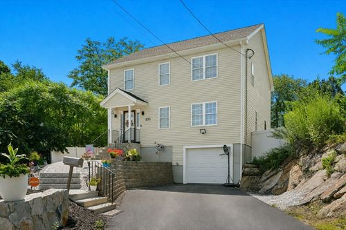133 Apricot St, Worcester, MA, 01603-1226 | Card Image