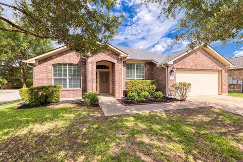 18717 Deep Water Dr, Pflugerville, TX, 78660-5513 | Card Image