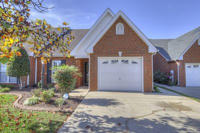 2558 Shinnecock Ct, Townhouse with 2 bedrooms, 2 bathrooms and 1 parking in Murfreesboro TN | Image 1