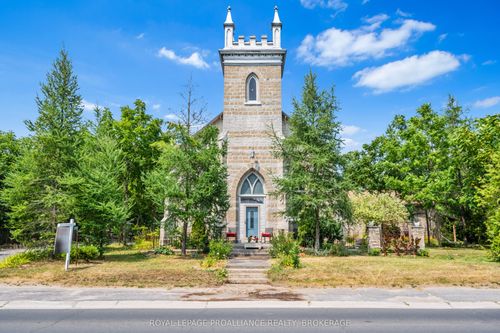 3958 Harrowsmith Rd, Harrowsmith, ON, K0H1V0 | Card Image