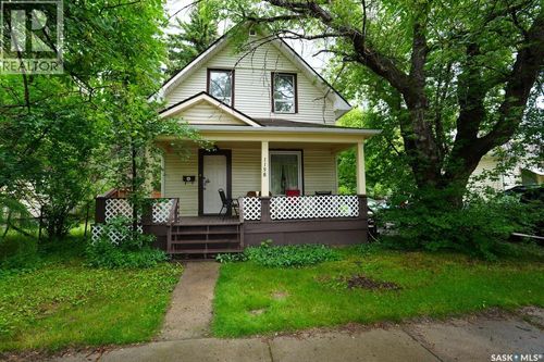 1158 104th St, North Battleford, SK, S9A1N6 | Card Image