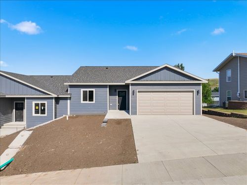 704 S 31st St, Spearfish, SD, 57783-9770 | Card Image