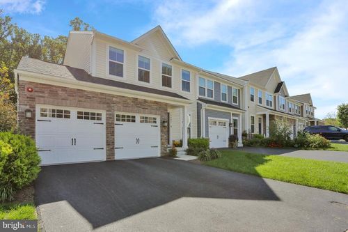1401 Berry Dr, KENNETT SQUARE, PA, 19348-1589 | Card Image