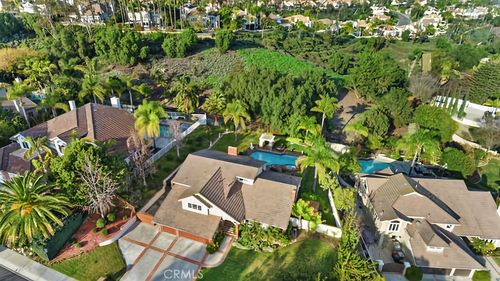 25641 Rapid Falls Rd, Laguna Hills, CA, 92653-5850 | Card Image