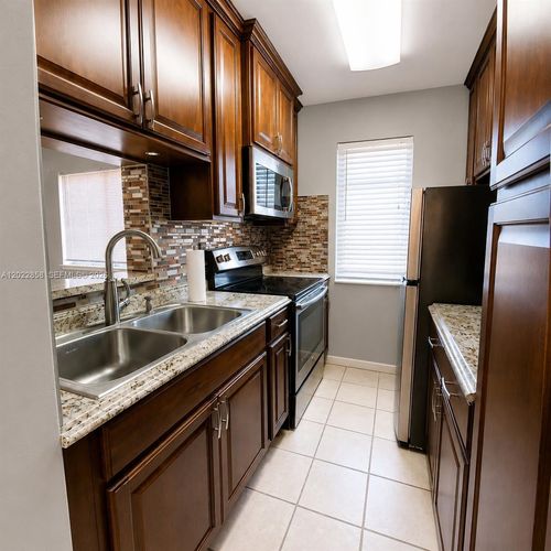 1b-2225 Polk St, Hollywood, FL, 33020-6723 | Card Image