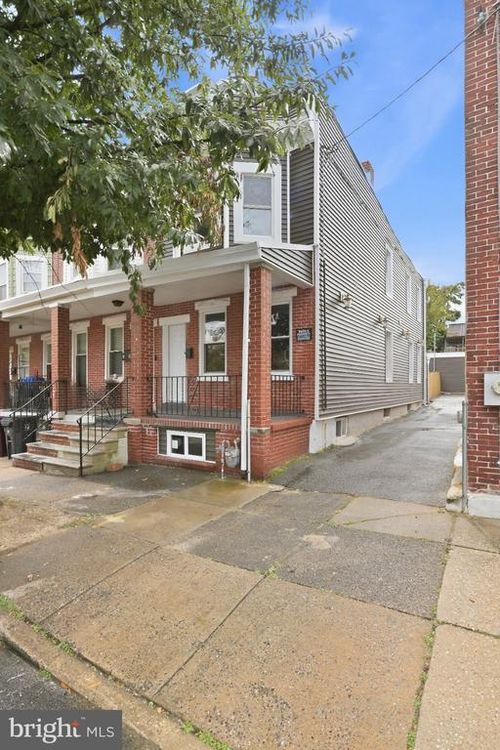 16 Stroud St, WILMINGTON, DE, 19805-4840 | Card Image