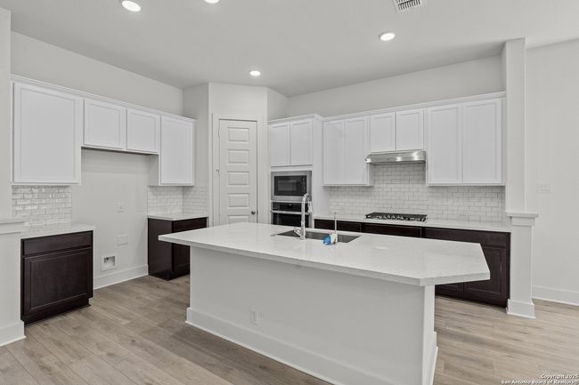 310 Glenwood Rnch, House other with 4 bedrooms, 4 bathrooms and null parking in Cibolo TX | Image 11