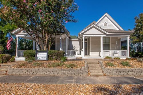 114 S Pulaski St, Little Rock, AR, 72201-1924 | Card Image