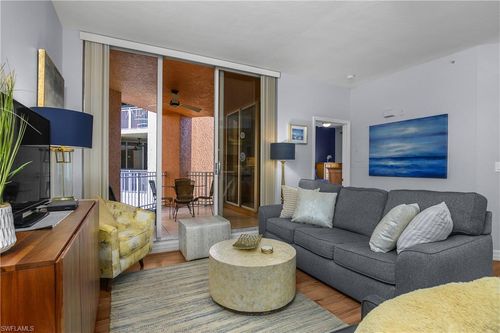 apt-5201-451 Bayfront Pl, NAPLES, FL, 34102-6470 | Card Image