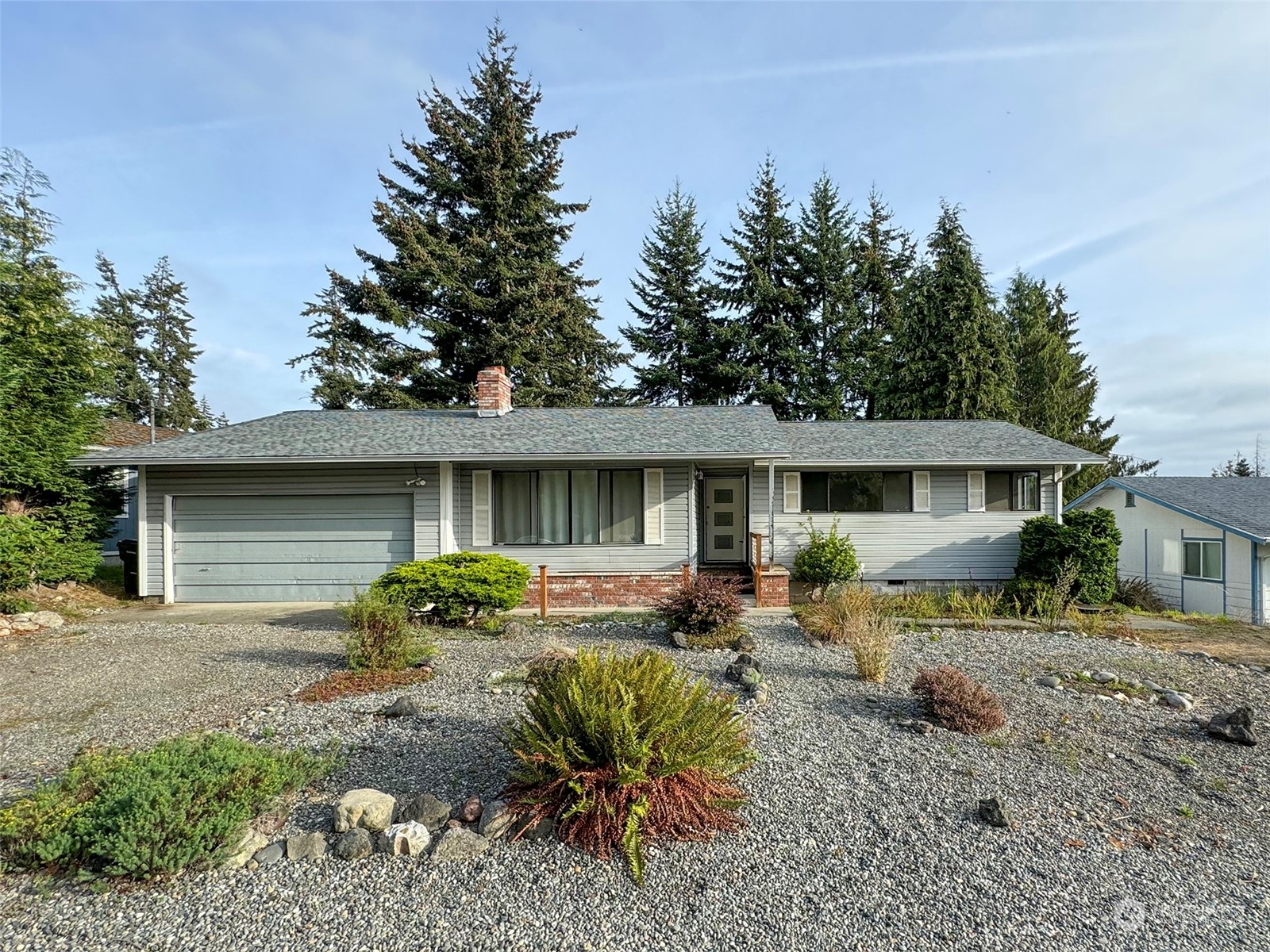 Madrona St, Port Angeles, WA 98363