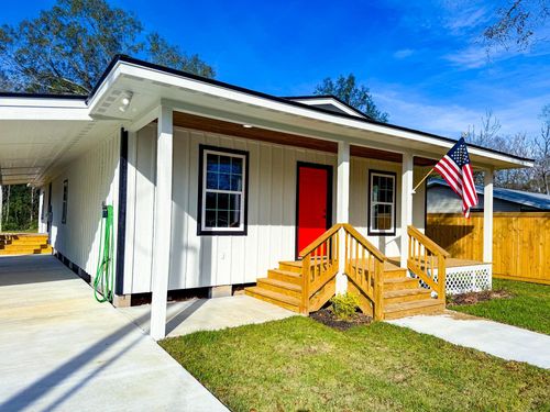 340 Texas St, Vidor, TX, 77662-4332 | Card Image