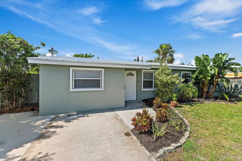 1157 Nw 14th Ter, Stuart, FL, 34994-9611 | Card Image
