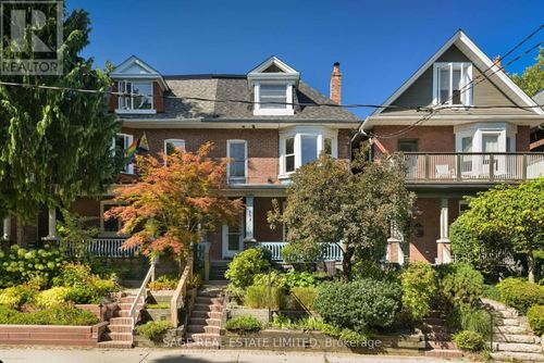 4 Dingwall Avenue, Toronto (North Riverdale), ON, M4K1H1 | Card Image