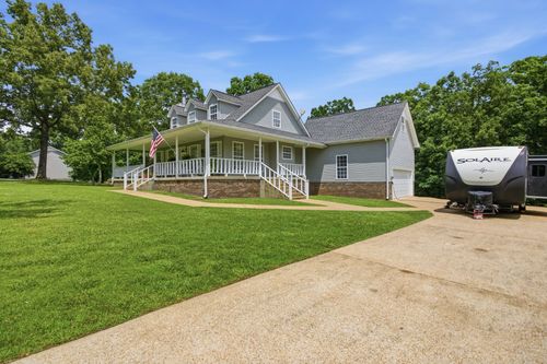 131 Pin Oaks Ln, Hohenwald, TN, 38462-5234 | Card Image