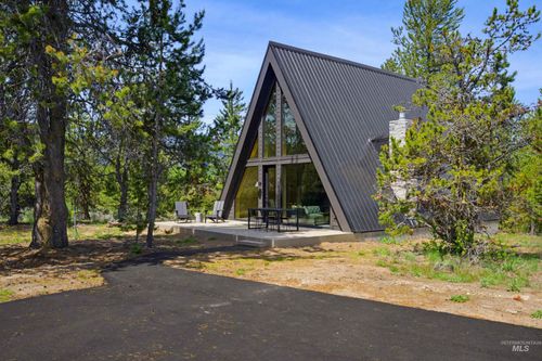152 Forest Place, Donnelly, ID, 83615 | Card Image