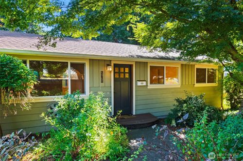 418 Frederick Street Ne, Olympia, WA, 98506 | Card Image
