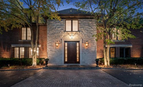 25325 Devon Ln, Franklin, MI, 48025-1285 | Card Image