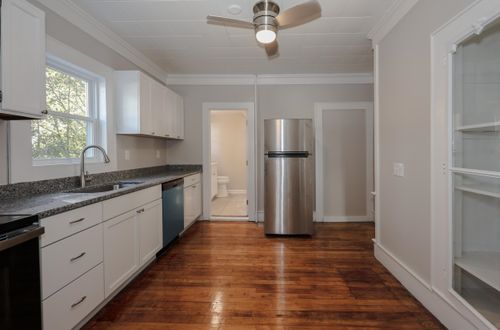 a-107 Arlington St, Manchester, NH, 03104-4403 | Card Image
