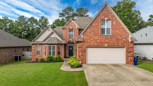121 Lily Dr, Maumelle, AR, 72113-5804 | Card Image