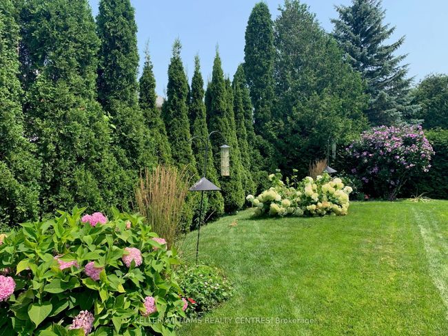 32 Petch Cres, House other with 4 bedrooms, 3 bathrooms and 4 parking in Aurora ON | Image 39