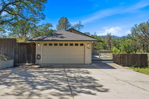 2940 Virginia Ave, Shasta Lake, CA, 96019-2303 | Card Image