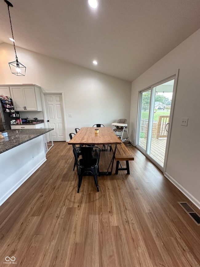 407 E Maple St, House other with 4 bedrooms, 2 bathrooms and null parking in Bainbridge IN | Image 14