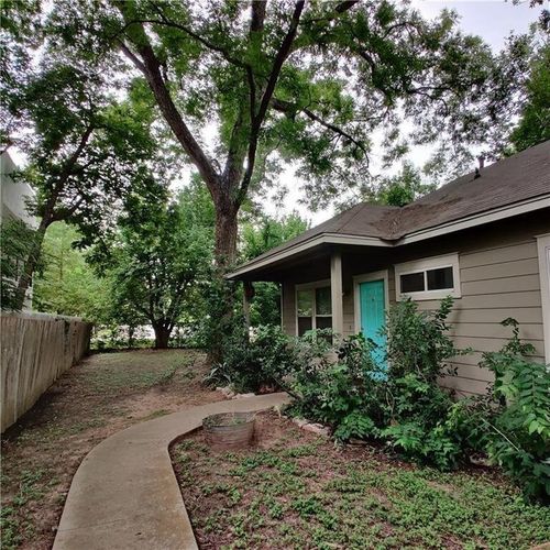 b-1118 Linden St, Austin, TX, 78702-3045 | Card Image