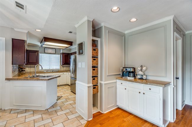 2332 Heatherwoods Way, House other with 3 bedrooms, 3 bathrooms and null parking in Carrollton TX | Image 13