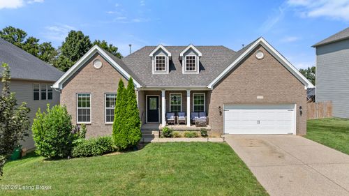 10226 Park Lake Dr, Louisville, KY, 40229-1778 | Card Image