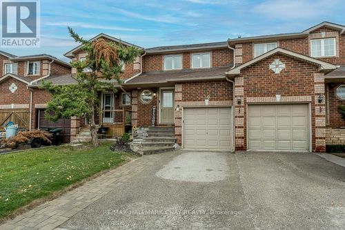 50 Raymond Cres, Barrie, ON, L4N0X6 | Card Image