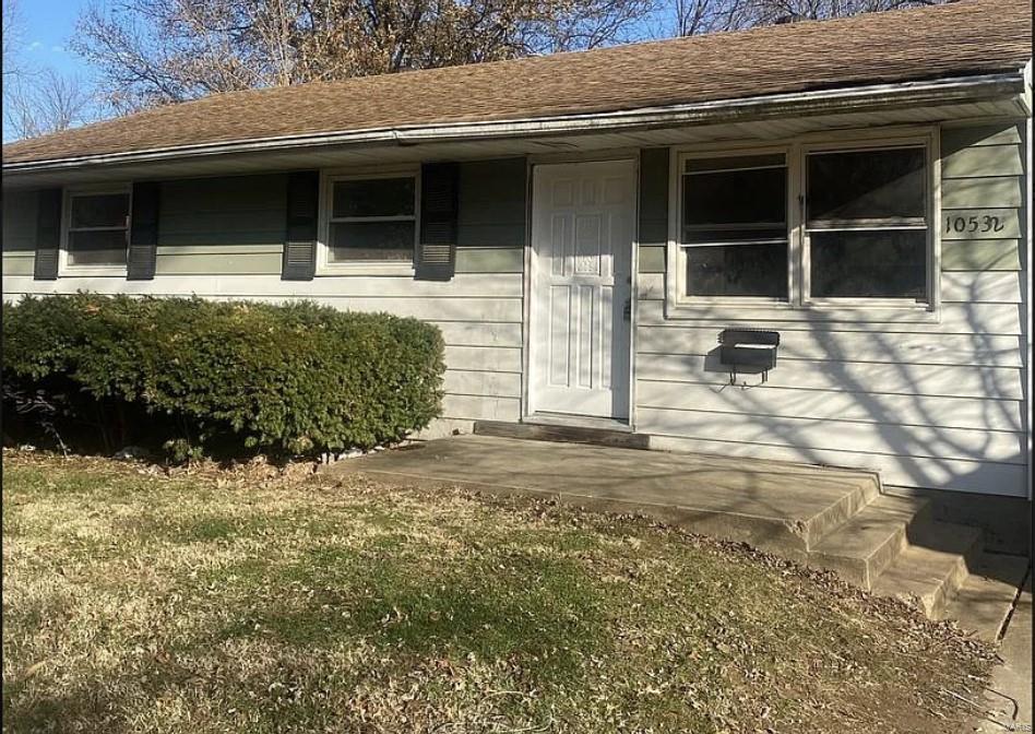 Durness Dr, Saint Louis, MO 63137