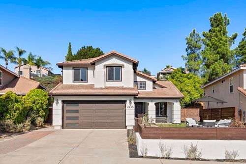 2225 Baxter Canyon Rd, Vista, CA, 92081-8331 | Card Image