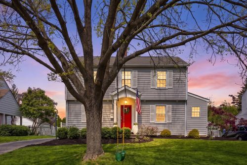 1632 Grenoble Rd, Upper Arlington, OH, 43221-3849 | Card Image