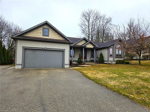 300 Durham Street W, Mount Forest, ON, N0G2L1 | Card Image