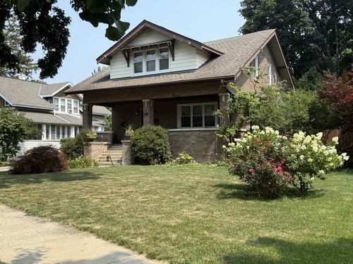 647 Parsons Ave, Des Plaines, IL, 60016-3312 | Card Image